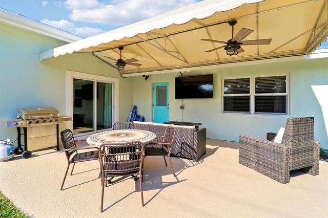 424 Ebbtide Drive, North Palm Beach, FL 33408