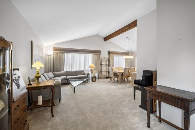 621 Echo Lane, Glenview, IL 60025