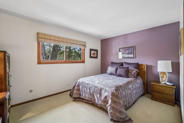 621 Echo Lane, Glenview, IL 60025