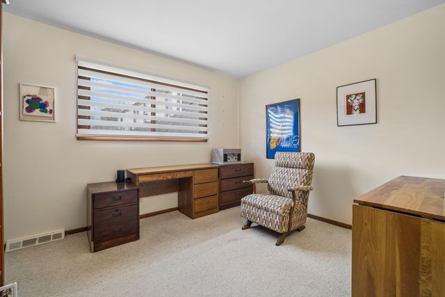 621 Echo Lane, Glenview, IL 60025