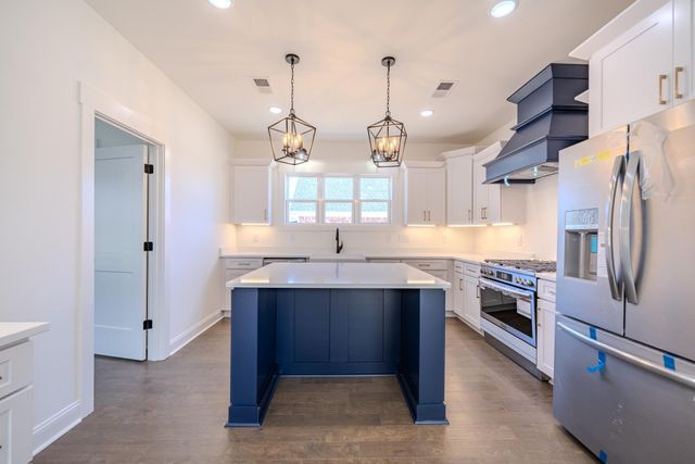 200 BELVEDERE CIR, Savannah, TN 38372