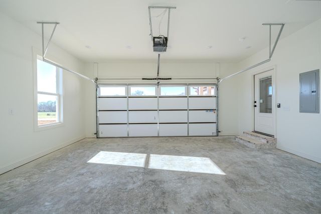 200 BELVEDERE CIR, Savannah, TN 38372