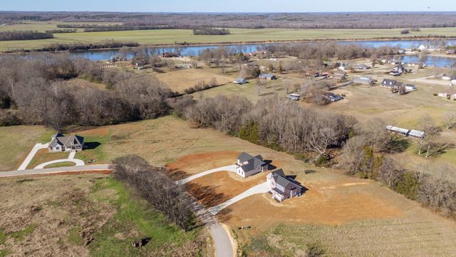 200 BELVEDERE CIR, Savannah, TN 38372