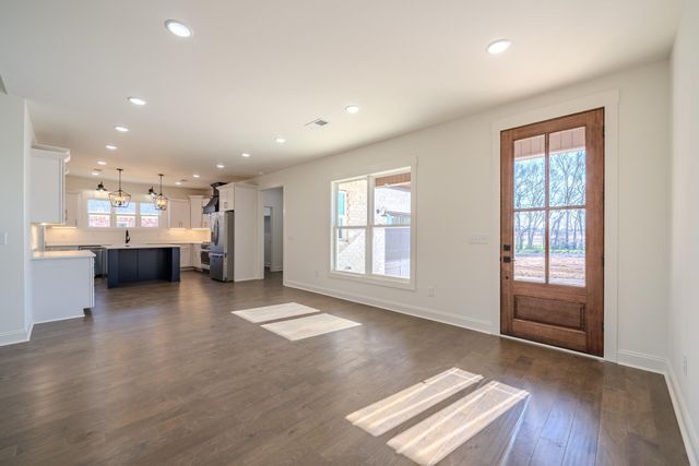 200 BELVEDERE CIR, Savannah, TN 38372