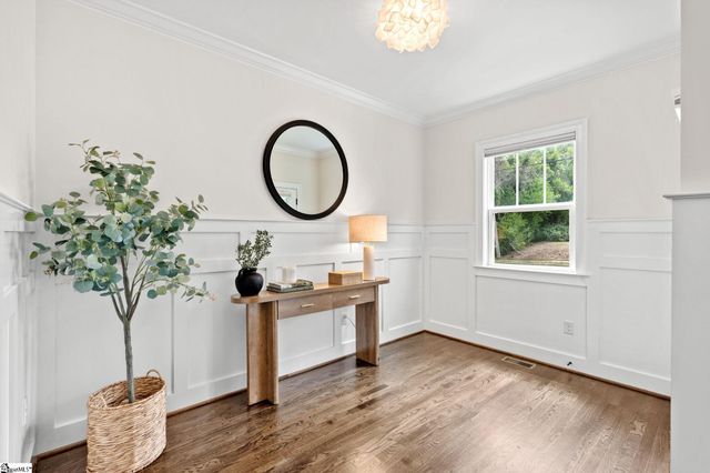 13 E Tallulah Drive, Greenville, SC 29605
