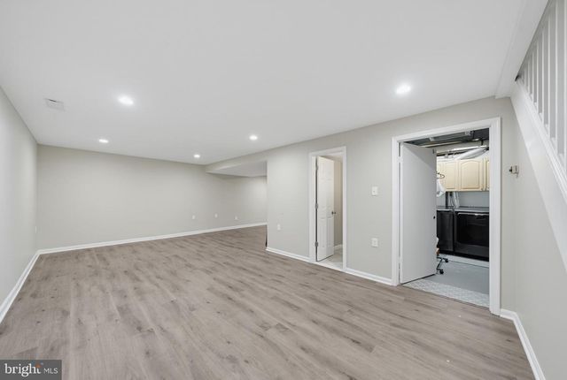 16818 BRIARDALE RD, Rockville, MD 20855