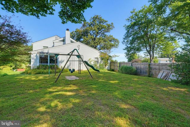16818 BRIARDALE RD, Rockville, MD 20855