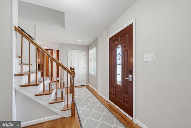 16818 BRIARDALE RD, Rockville, MD 20855
