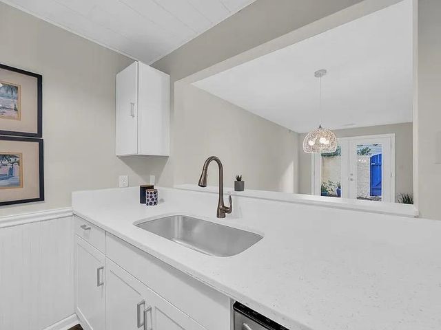 217 N Myrtle St Apt 1, Myrtle Beach, SC 29577