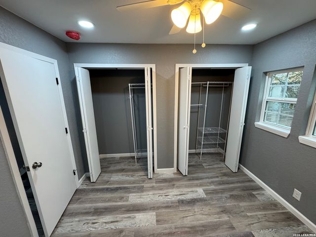 1833 Garys, San Antonio, TX 78247