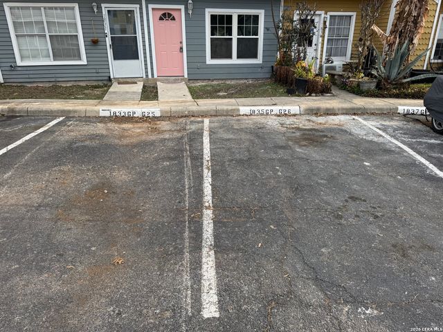 1833 Garys, San Antonio, TX 78247