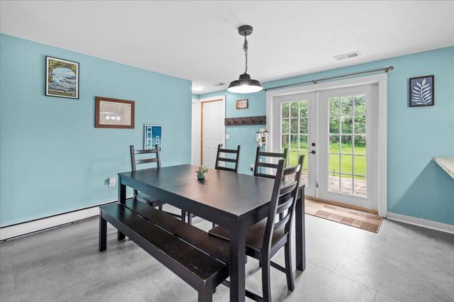 7218 11 Mile Road NE, Rockford, MI 49341