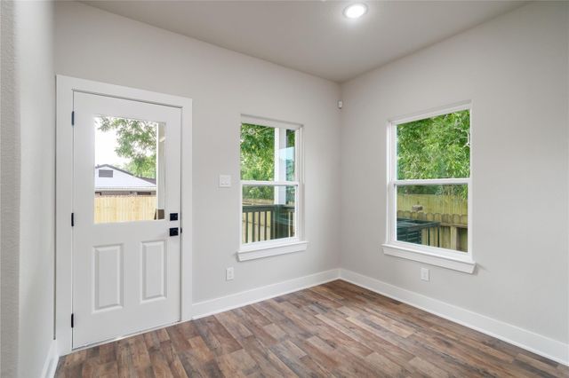 10301 Ashville Drive, Houston, TX 77051