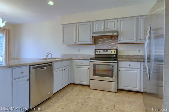 45331 Courtview Trail, Novi, MI 48375