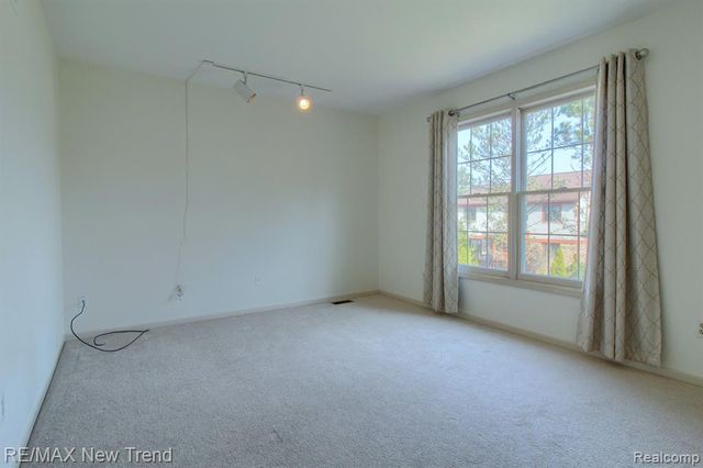 45331 Courtview Trail, Novi, MI 48375