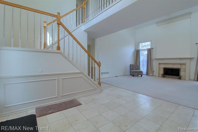 45331 Courtview Trail, Novi, MI 48375