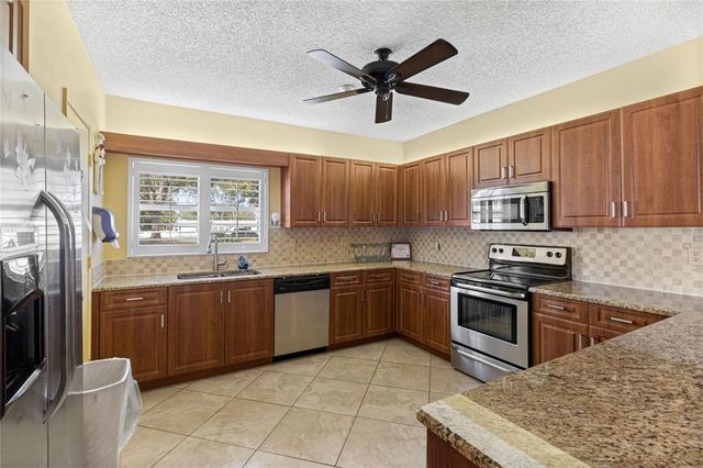 4570 PINEBROOK CIRCLE 406, Bradenton, FL 34209