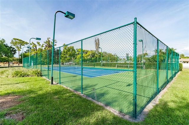4570 PINEBROOK CIRCLE 406, Bradenton, FL 34209