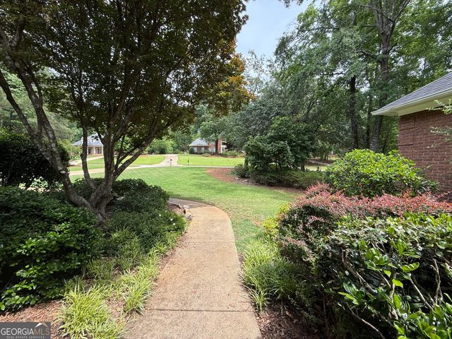 117 Woodchase Drive, Lagrange, GA 30240