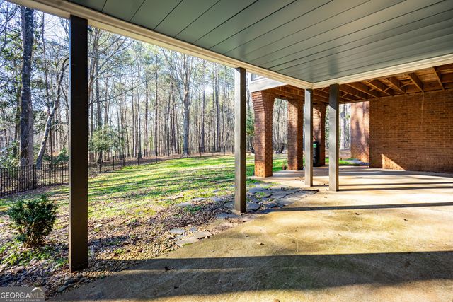 117 Woodchase Drive, Lagrange, GA 30240