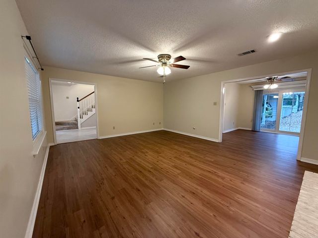 11 Suncrest Drive, Cabot, AR 72023