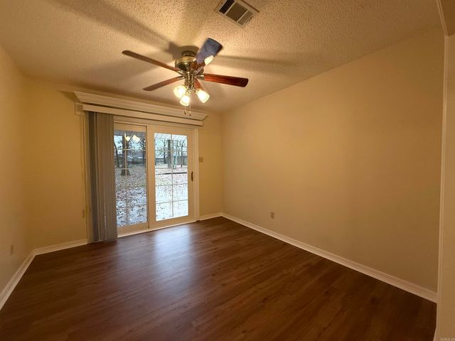 11 Suncrest Drive, Cabot, AR 72023