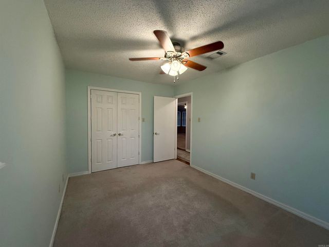 11 Suncrest Drive, Cabot, AR 72023