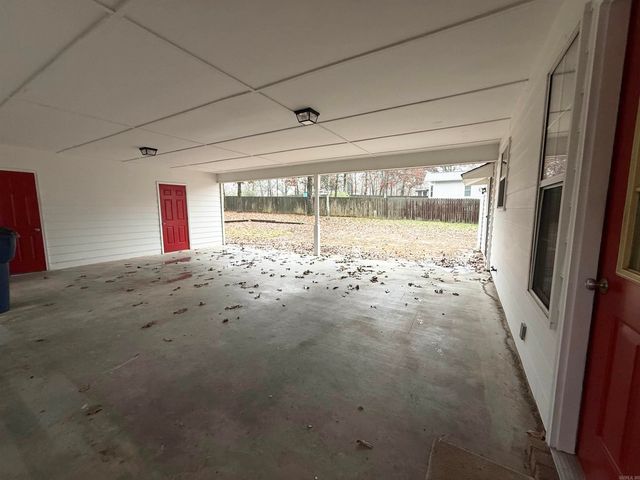 11 Suncrest Drive, Cabot, AR 72023