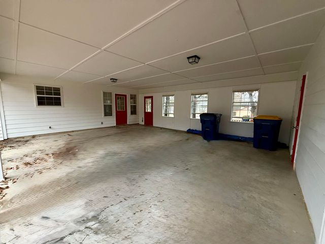 11 Suncrest Drive, Cabot, AR 72023