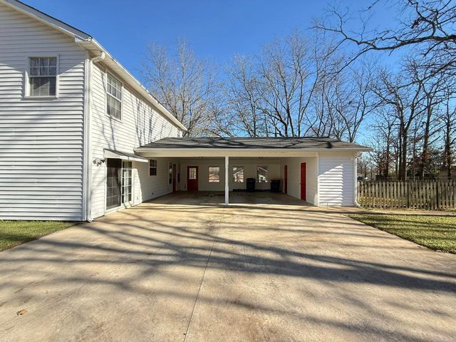 11 Suncrest Drive, Cabot, AR 72023