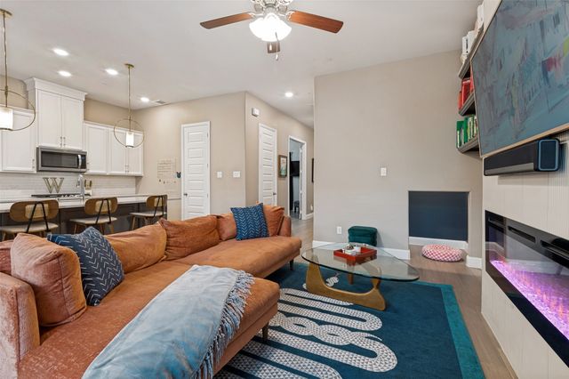 6273 Parker Boulevard, North Richland Hills, TX 76180