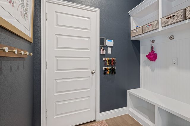 6273 Parker Boulevard, North Richland Hills, TX 76180
