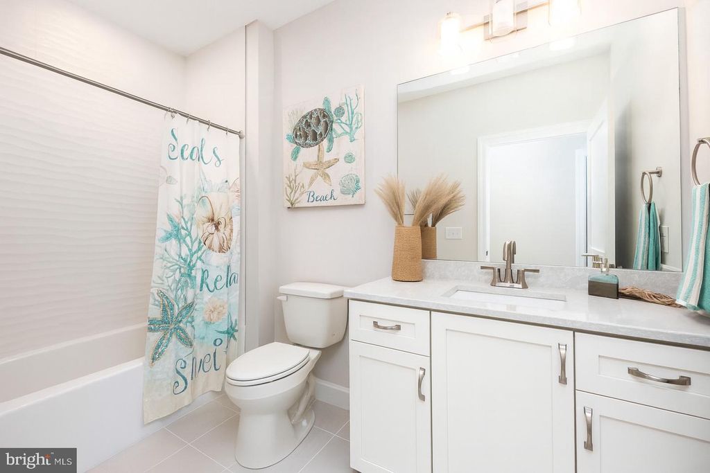 Image 17 of property listing at 1505 SAINT LOUIS AVE #301, Ocean City, MD 21842
