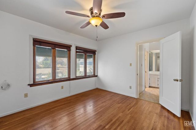 2600 21st Street, Bakersfield, CA 93301