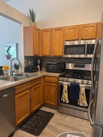 106 Carson Drive, Westland, MI 48185