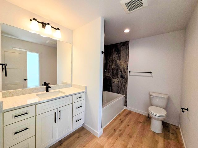 12708 E Desmet Ave, Spokane Valley, WA 99216