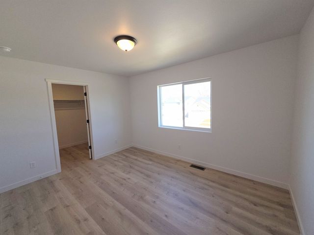 12708 E Desmet Ave, Spokane Valley, WA 99216