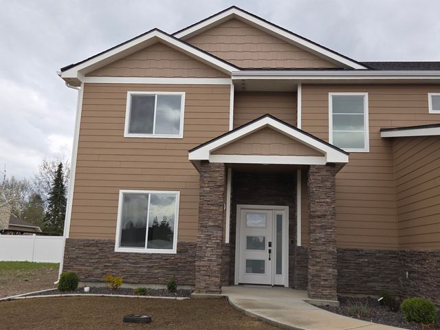 12708 E Desmet Ave, Spokane Valley, WA 99216
