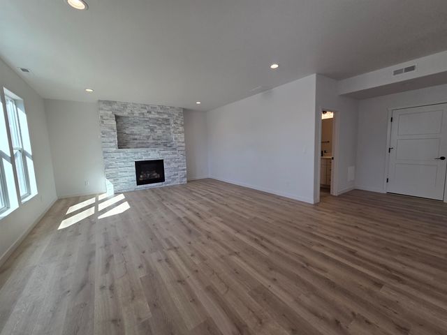 12708 E Desmet Ave, Spokane Valley, WA 99216