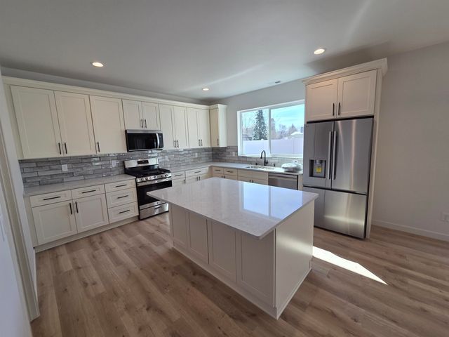 12708 E Desmet Ave, Spokane Valley, WA 99216