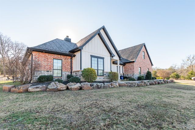 101 Lakeview Trail, Mabank, TX 75147