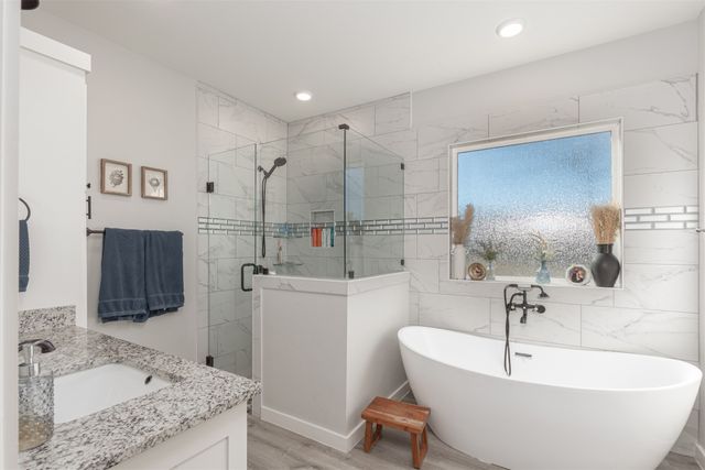 101 Lakeview Trail, Mabank, TX 75147