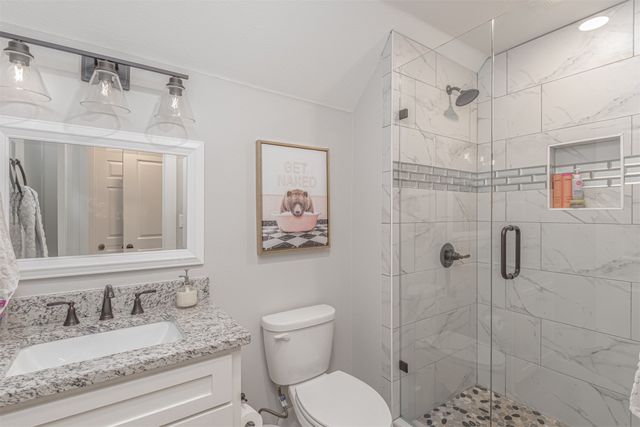 101 Lakeview Trail, Mabank, TX 75147