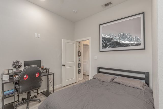 101 Lakeview Trail, Mabank, TX 75147