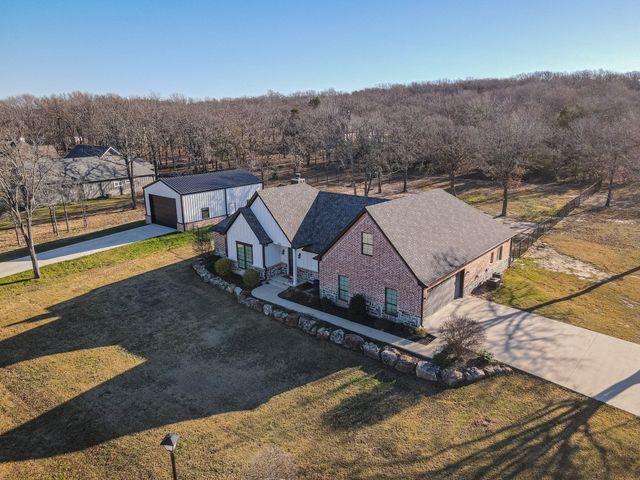 101 Lakeview Trail, Mabank, TX 75147