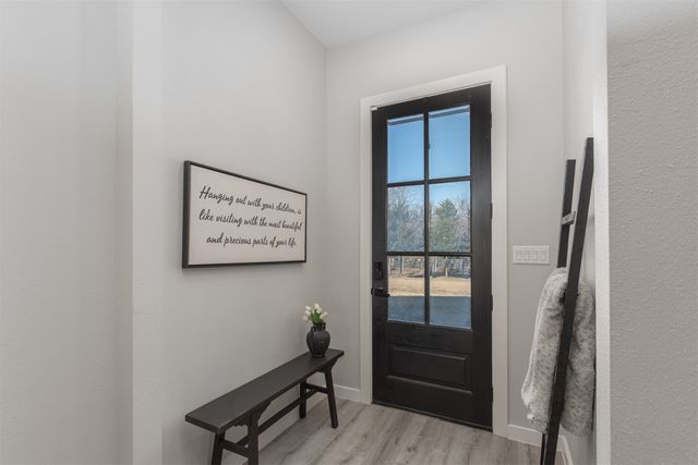 101 Lakeview Trail, Mabank, TX 75147