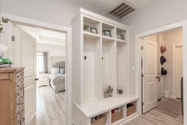 101 Lakeview Trail, Mabank, TX 75147