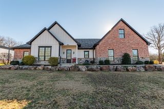 101 Lakeview Trail, Mabank, TX 75147