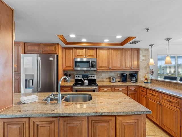 19925 GULF BOULEVARD 402, Indian Shores, FL 33785