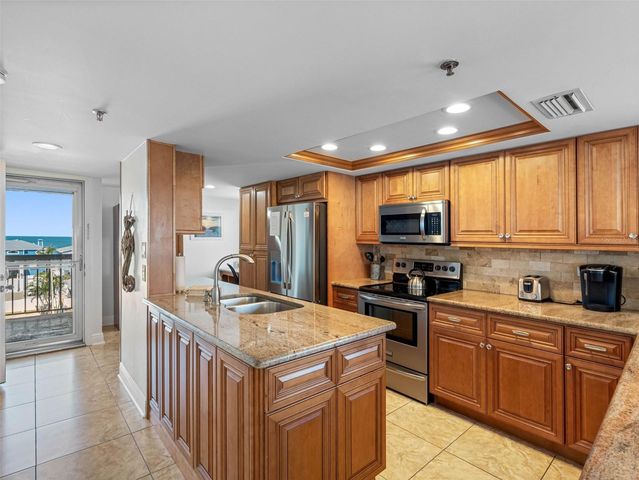 19925 GULF BOULEVARD 402, Indian Shores, FL 33785